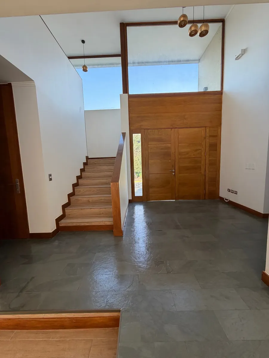 Imagen 1 de 26 de Gran Casa Arriendo (173959)