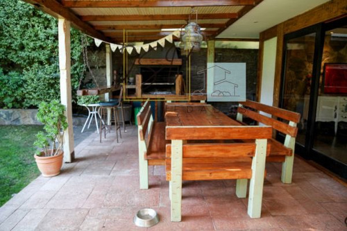 Se Vende Hermosa Casa Sector Lo Barneches