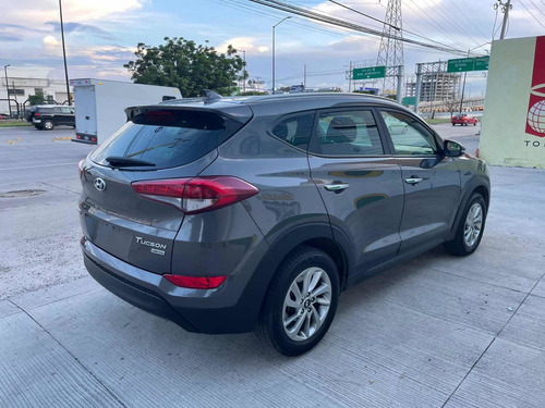 Imagen 6 de 13 de Hyundai Tucson 2018 2.0 Limited At