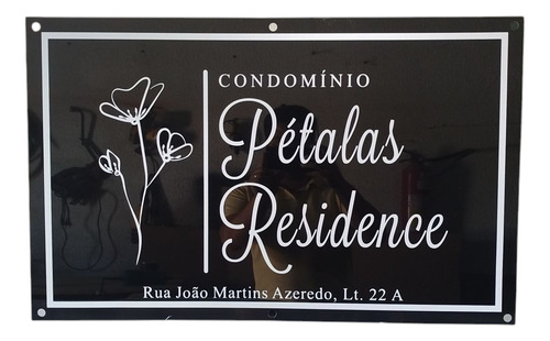Placa De Endereço Grande Em Acrílico Para Condomínio.60x40 Fundo Preto Letra Branca