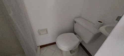 Imagen 3 de 14 de Se Arrienda Casa En Medellin, Poblado