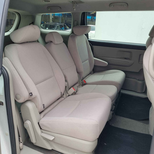 Imagen 8 de 12 de Kia Sedona 2019 5p Lx 3.3l Mpi, Ta 6 Vel, Ve, Ba, Bl, Tela,