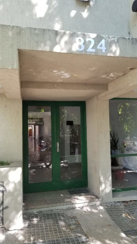Departamento De 1 Dormitorio, Muy Luminoso!