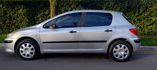 Peugeot 307 1.6 Sedan Xr 110cv