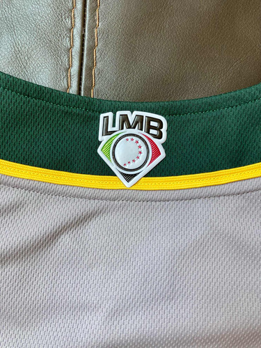 Jersey Pericos De Puebla Campeón Parche Serie Del Rey (Usado)