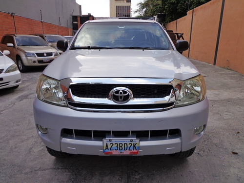 Imagen 2 de 10 de Toyota Hilux 2.7 2008 4x2 Automático