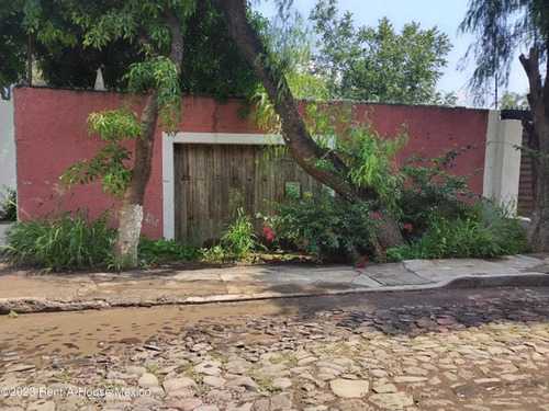 Se Vende Terreno Plano De 3629.77 M2 En El Pueblito @