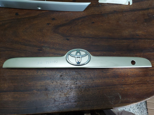 Platina Maleta Toyota Corolla New Sensación 