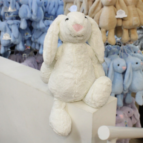 Peluche De Conejo/conejito 32 Cm Pelucheria Color Blanco