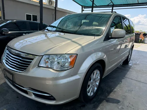Chrysler Town & Country 3.6 Touring Mt