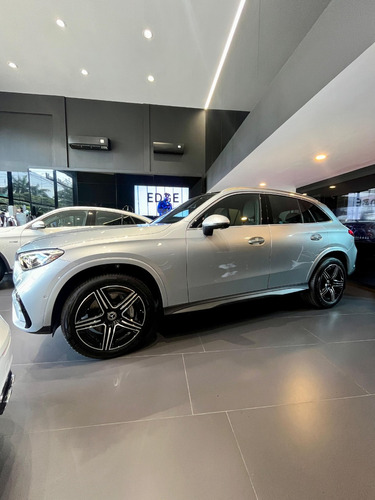 Mercedes Benz Glc 300 Suv 4*4 Hibrida 2024 - Plata