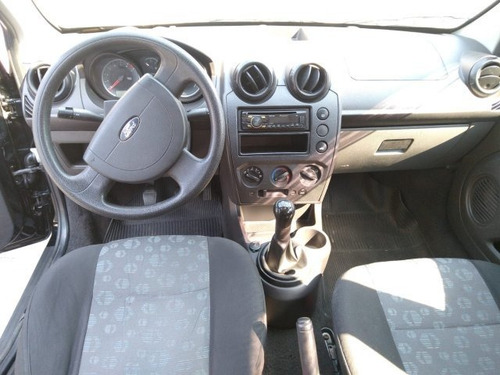 Imagem 3 de 12 de Fiesta 1.6 Mpi Hatch 8v Flex 4p Manual