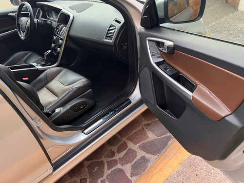 Volvo XC60 2.0 T5 Inspirion At