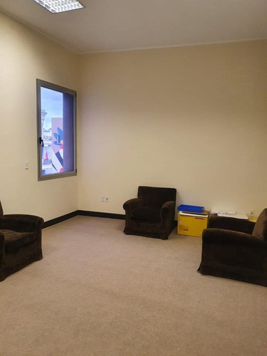 Imagen 23 de 26 de Sarandi Entre Juncal Y B Mitre, Gran Oficina De 300m2 Totalmente Reciclada!!