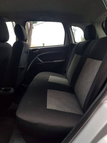 Ford Fiesta 1.0 Rocam Se 8v Flex 4p Manual