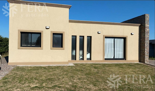 Imagen 1 de 8 de Venta Casa 4 Ambientes - Canning - Ezeiza (25189)