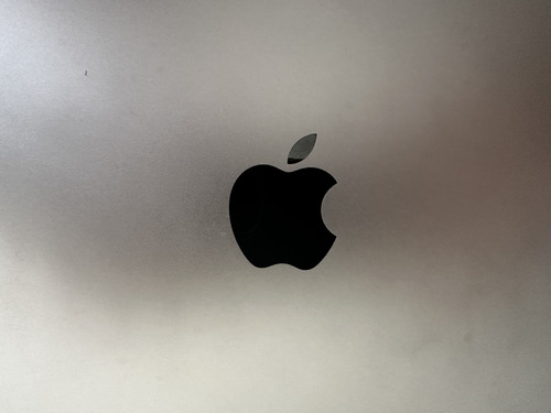 Apple Macbook Pro 2018 15 Excelente Estado Gris