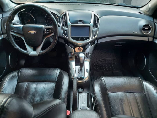 Imagen 6 de 10 de Chevrolet Cruze