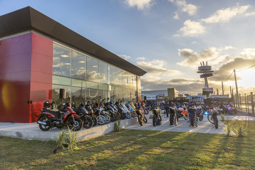 Suzuki Ax100 - Usada Seleccionada - Hasta 60 Cuotas