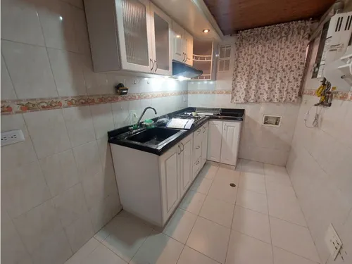 Apartamento En Venta En Los Laureles, Bosa