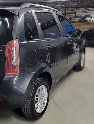 Imagem 2 de 7 de Fiat Idea Attractive 1.4