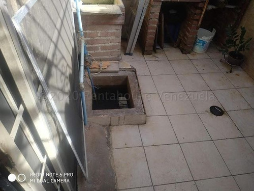 Imagen 23 de 28 de En Venta Hermoso Townhouse En Rio Chico Urbanizacion La Popita