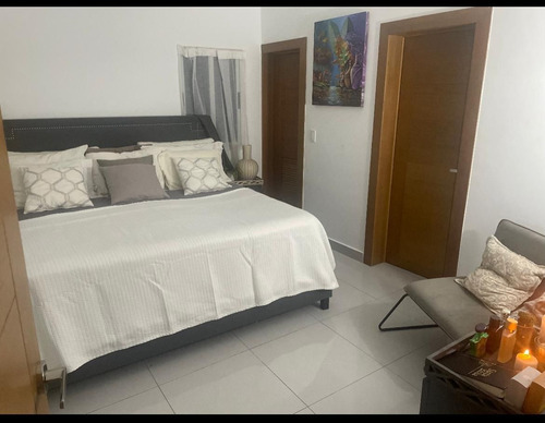 Naco - Apartamento En Venta Vacio Y En Alquiler Amuebaldo - 3 Habitaciones 3.5 Baños - Hermosa Area Social Con Piscina - Lobby Tipo Hotel - Area Infantil - Gym - Terreza - Salon De Actividades