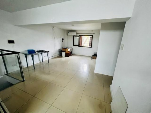 Amplia Oficina (riccheri Y Cordoba)