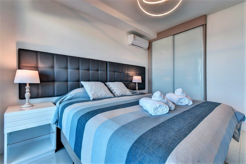 Imagen 12 de 14 de Alquiler Apartamento 1 Dormitorio En Artower Punta Del Este