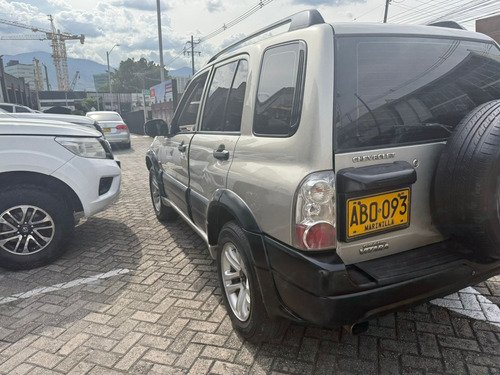 Chevrolet Grand Vitara 2.5 V6 Dohc