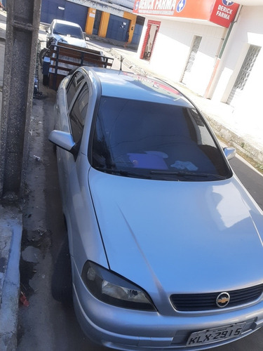 Chevrolet Astra Sedan 2000 2.0 Gls 4p