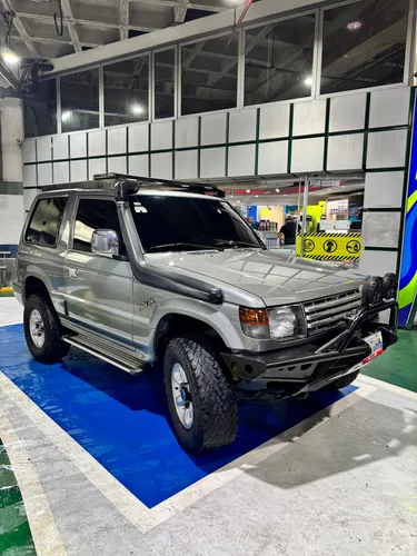 Mitsubishi Montero Dakar