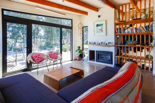 Se Vende Moderna Casa Sector Huasos.