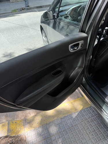 Peugeot 307 2.0 Xs Premium 143cv Mp3 Lim Vel