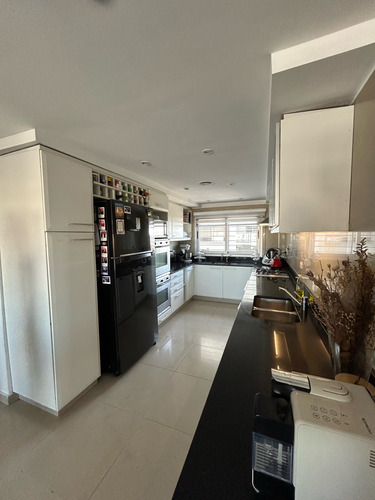 Departamento 4 Ambientes En Venta En Flores- Cochera Y Amenities