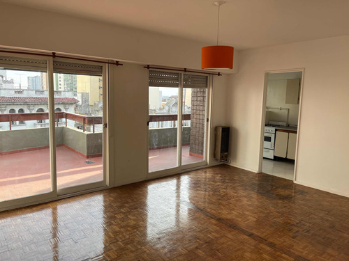 Vendo Departamento Con Balcón Terraza