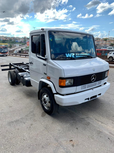Caminhão Mb 710 Top !!