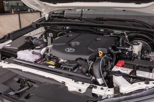 Toyota Hilux SR 4X4