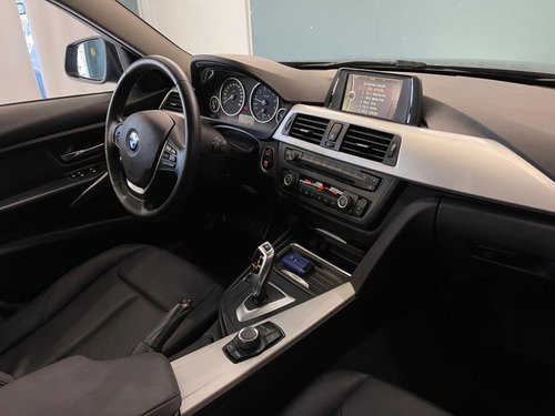 BMW Serie 3 320i 2.0 16v Turbo Active Flex 4p Automatico