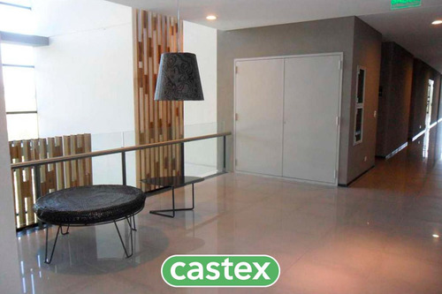 Excelente Oficina En Venta En Vohe, Pilar