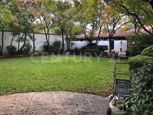 Terreno En Venta En Col. Lomas Del Valle En San Pedro Garza Garcia