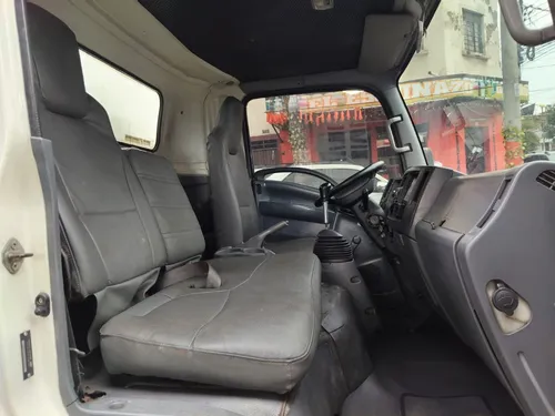 Camion Chevrolet Npr Furgon Aislado Modelo 2013