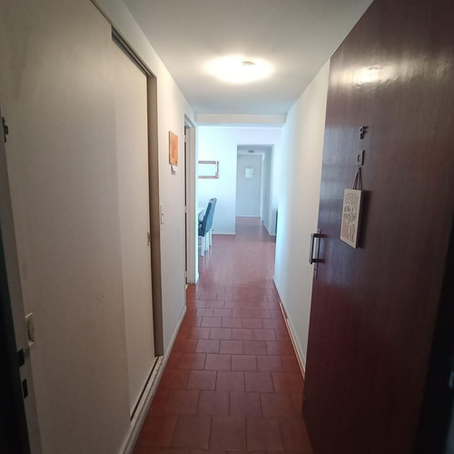 Imagen 2 de 12 de Hermoso Departamento En Zona Residencial