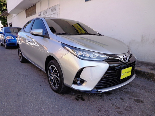 Imagen 3 de 10 de Toyota Yaris G 2022 Automático