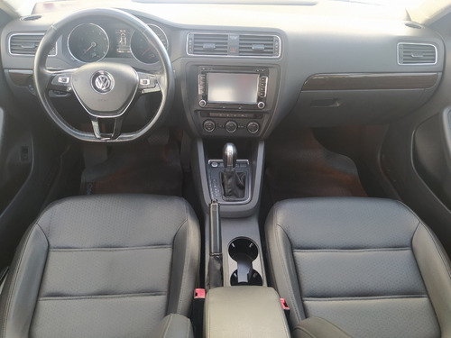 Imagem 8 de 15 de Volkswagen Jetta
