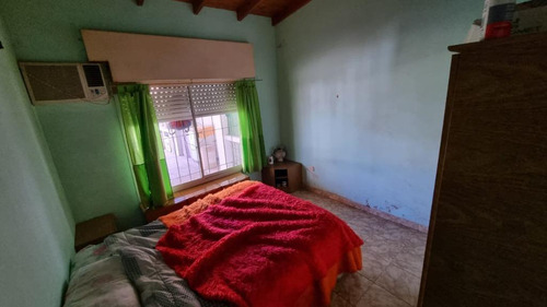 Casa En Venta, Retasada, Ubicada En Pilar, Barrio La Lonja, Sobre Las Acacias