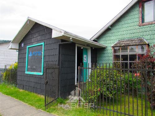 Casa En Venta De 5 Dorm. En Frutillar