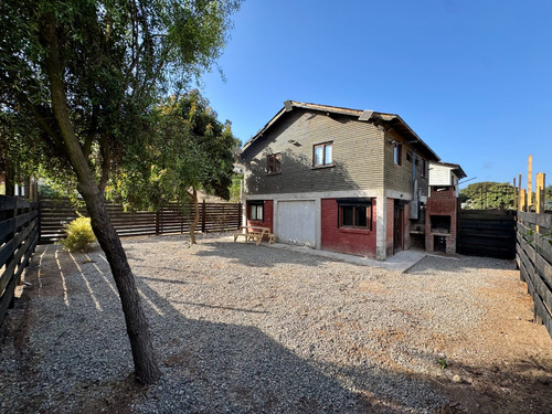Casa Céntrica En Maitencillo 2 Pisos, Patio Amplio, Opción
