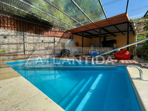 Alquiler Por Fin De Semana O Semana, Hermosa Propiedad Con Piscina Climatizada En Atlántida. Inm Atlántida. 