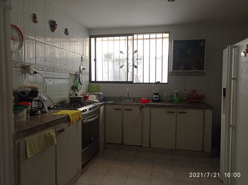 Imagen 6 de 14 de Se Vende Casa En El Barrio Recreo